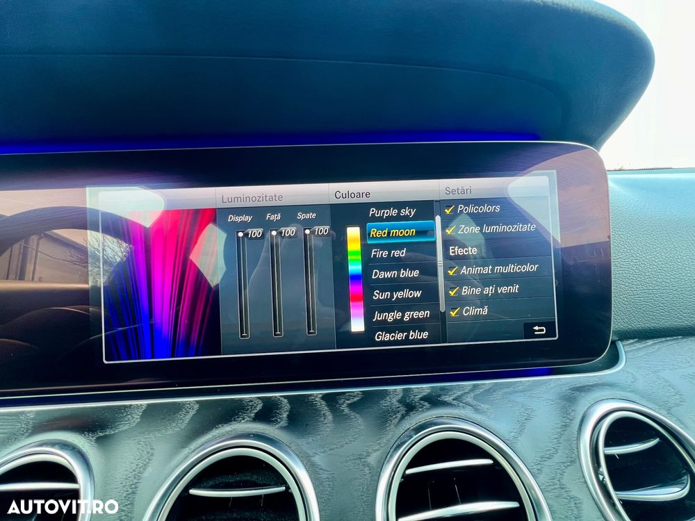 Mercedes-Benz E 220 d 4Matic 9G-TRONIC Avantgarde - 24