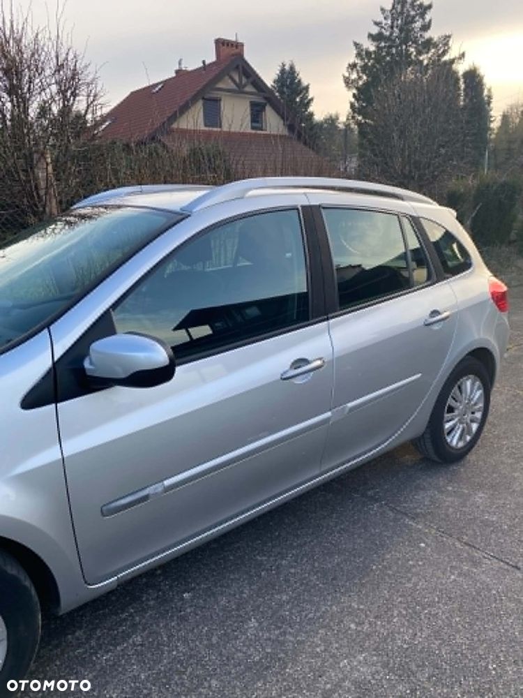 Renault Clio - 6