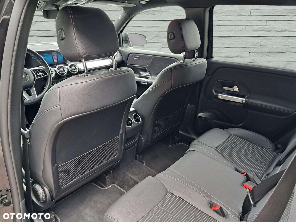 Mercedes-Benz GLB 200 Progressive 7G-DCT - 12
