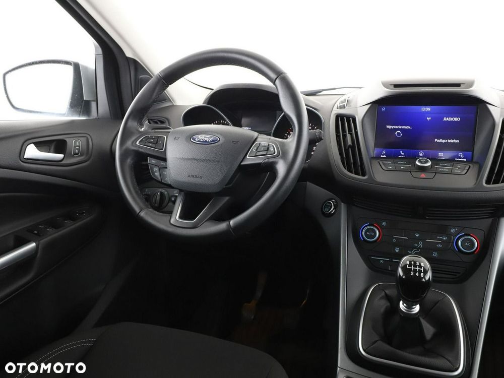 Ford Kuga 1.5 EcoBoost 2x4 Business Edition - 17