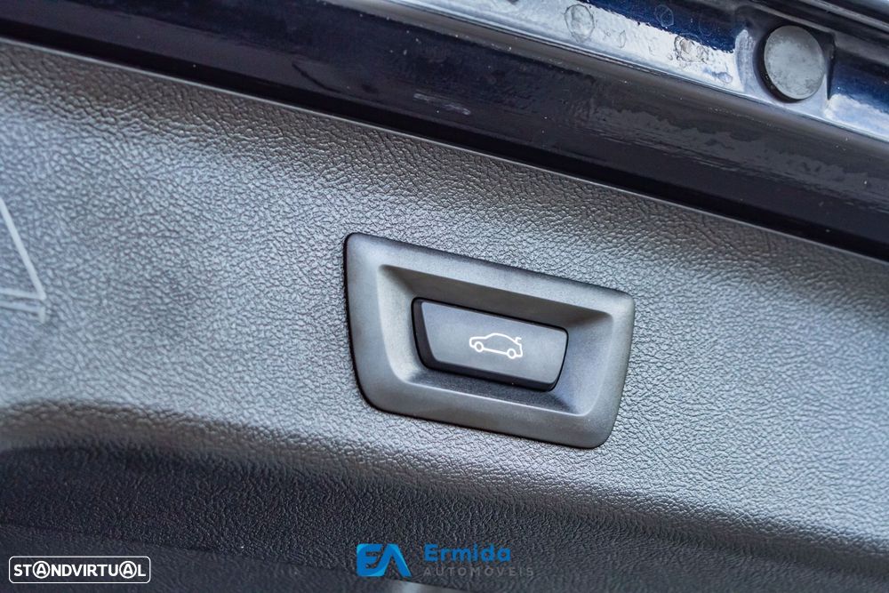 BMW 530 e Pack Desportivo M - 19