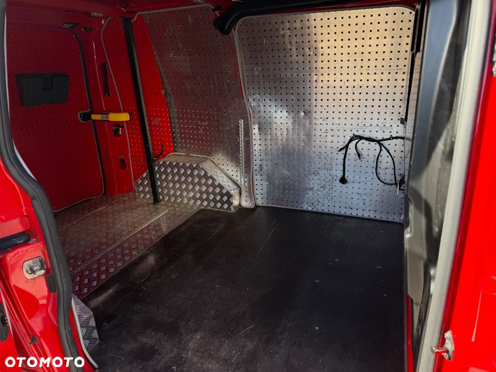 Ford TRANSIT CUSTOM - 32