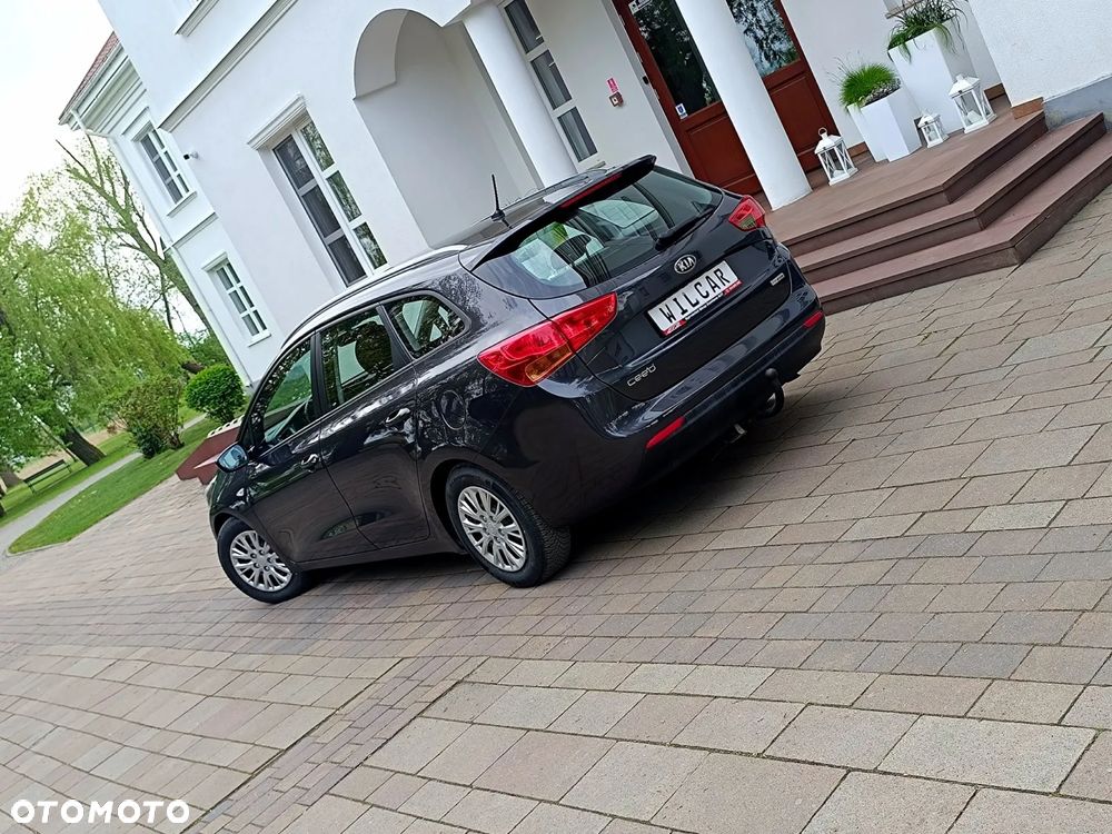 Kia Ceed 1.6 CRDi L - 38