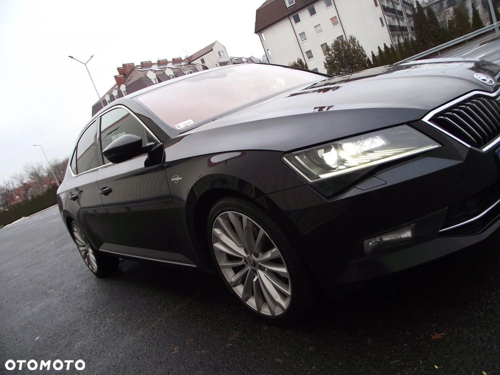 Skoda Superb 2.0 TDI L&K DSG - 14