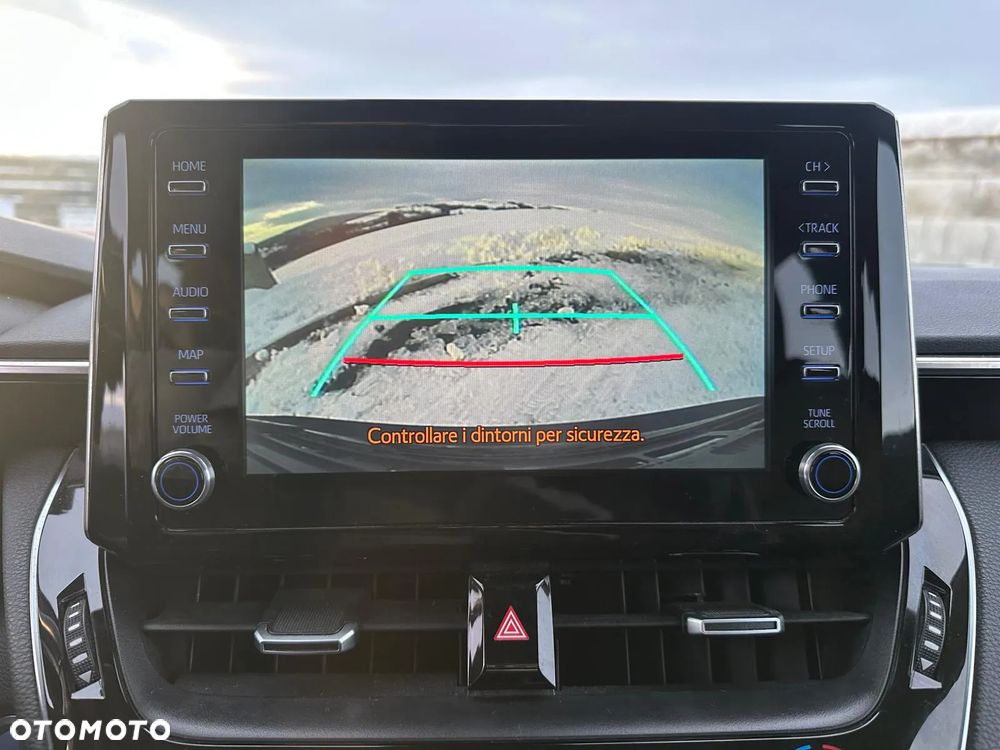 Toyota Corolla 1.8 Business Edition - 11