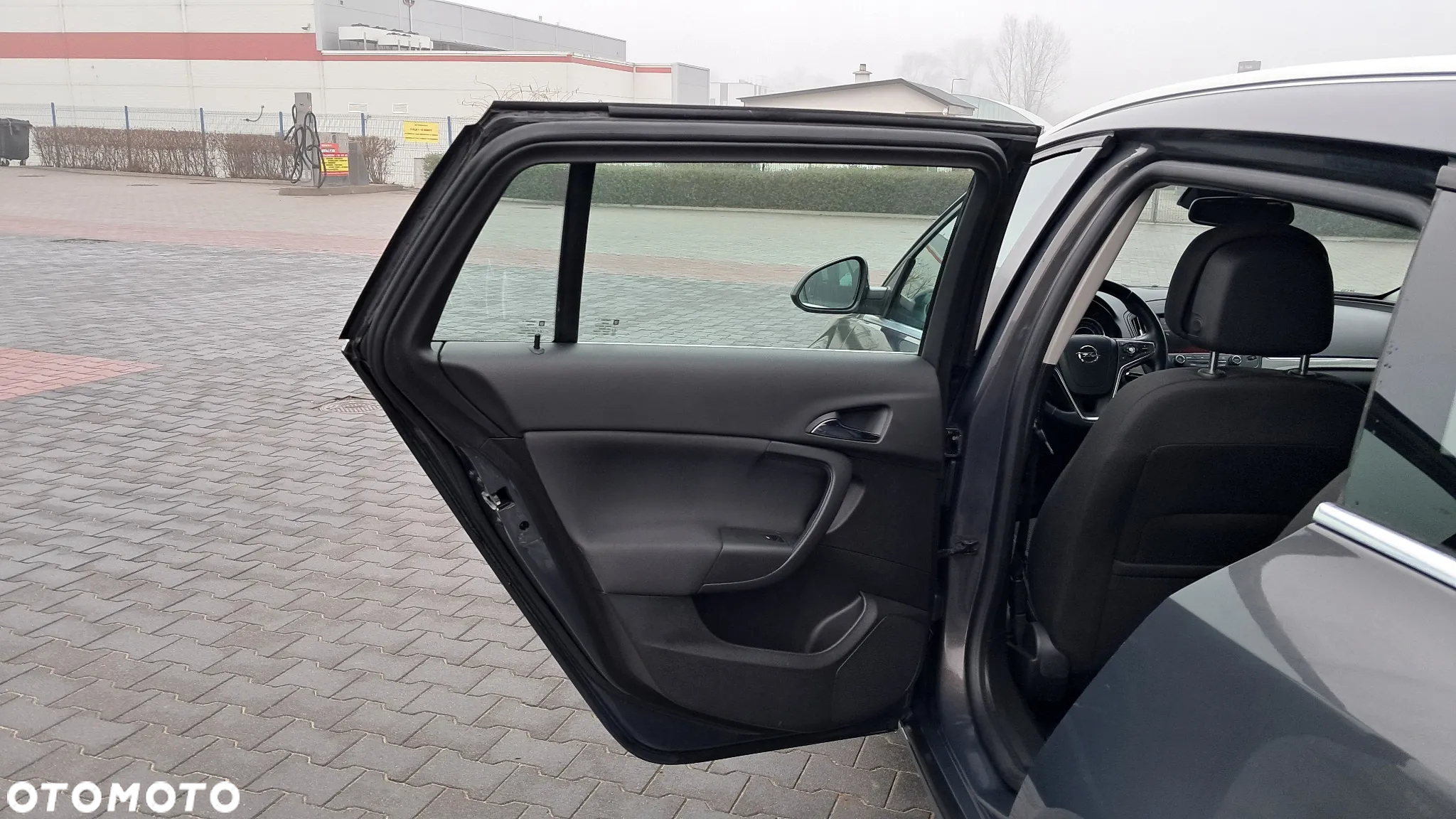 Opel Insignia 1.6 T Edition - 9