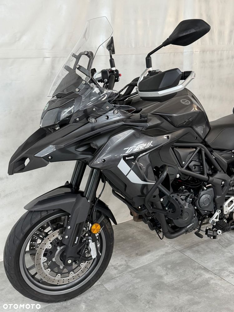 Benelli TRK 502X - 21