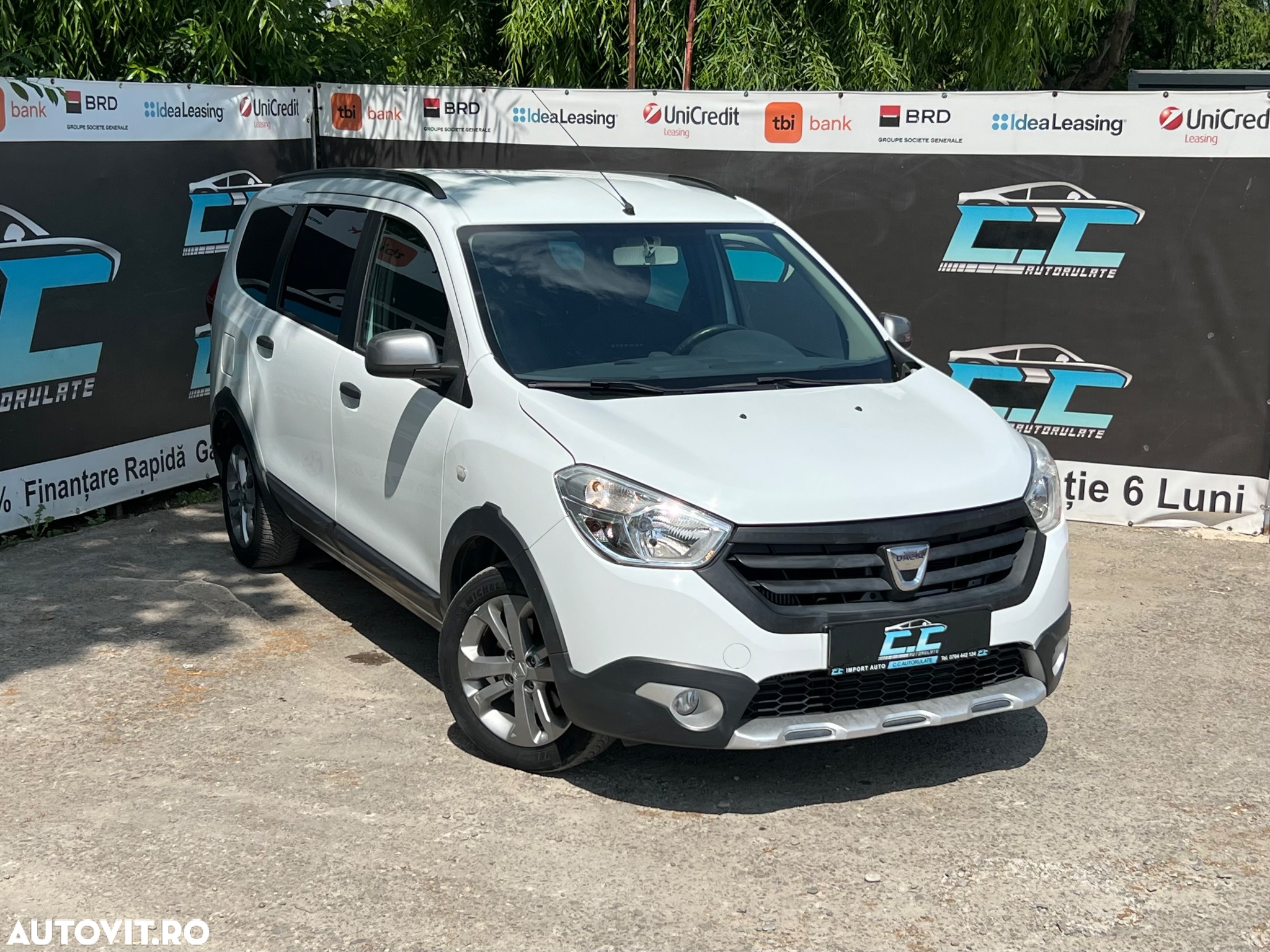 Dacia Lodgy TCe 115 Stepway - 22