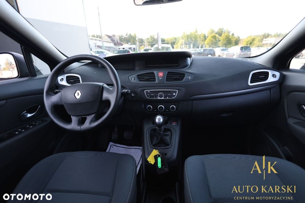 Renault Scenic - 6