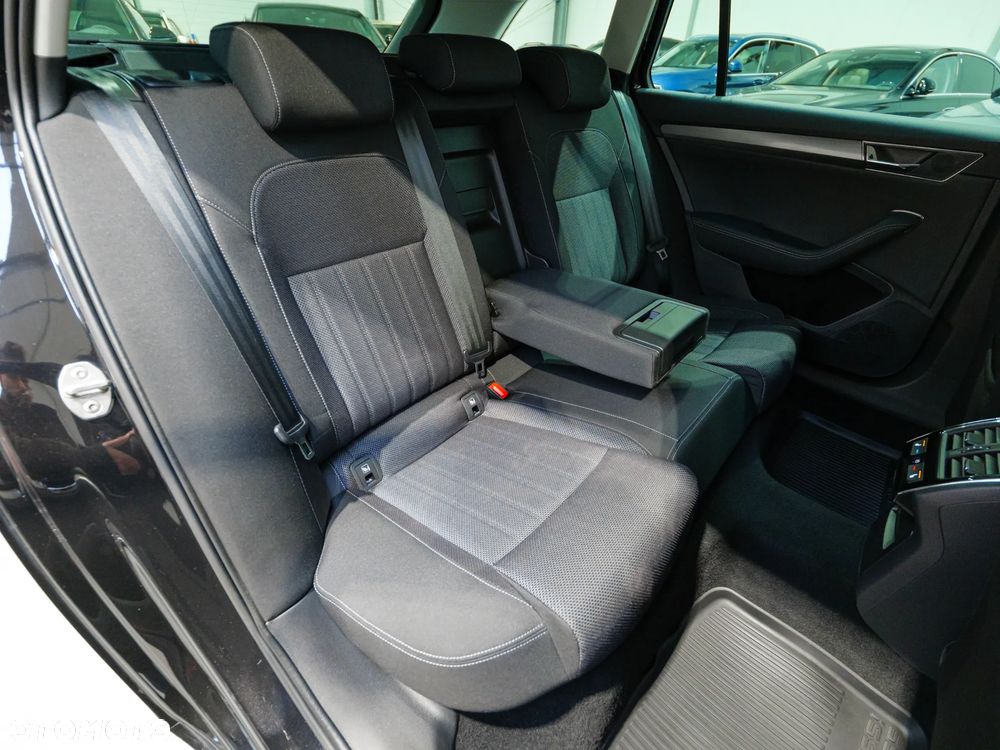 Skoda Superb 2.0 TSI Style DSG - 22