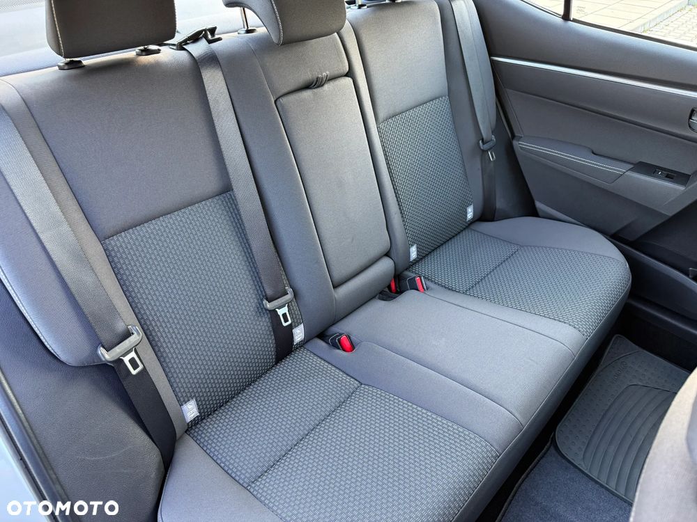 Toyota Corolla 1.6 Premium EU6 - 28