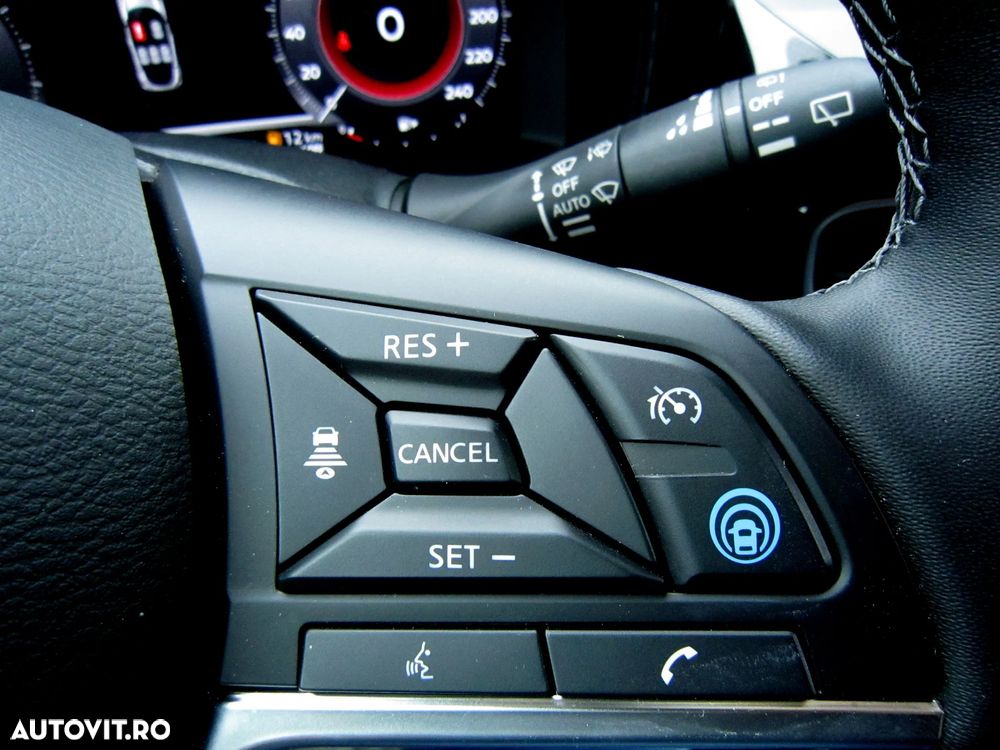 Nissan Juke - 32