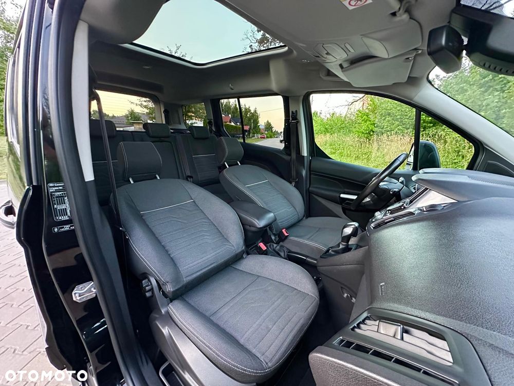 Ford Tourneo Connect Grand - 25
