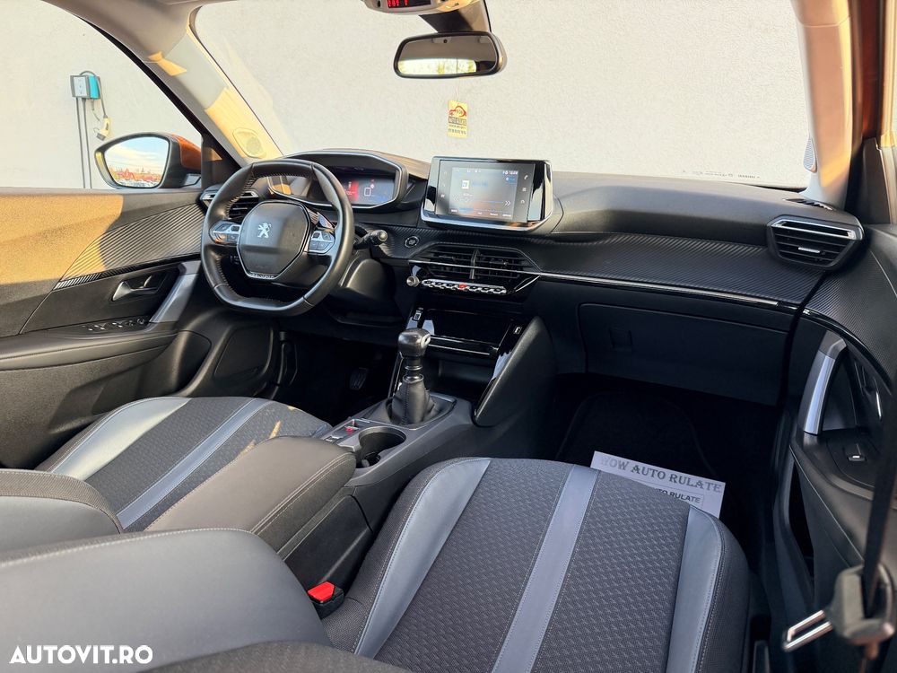 Peugeot 2008 PureTech 100 Allure - 19