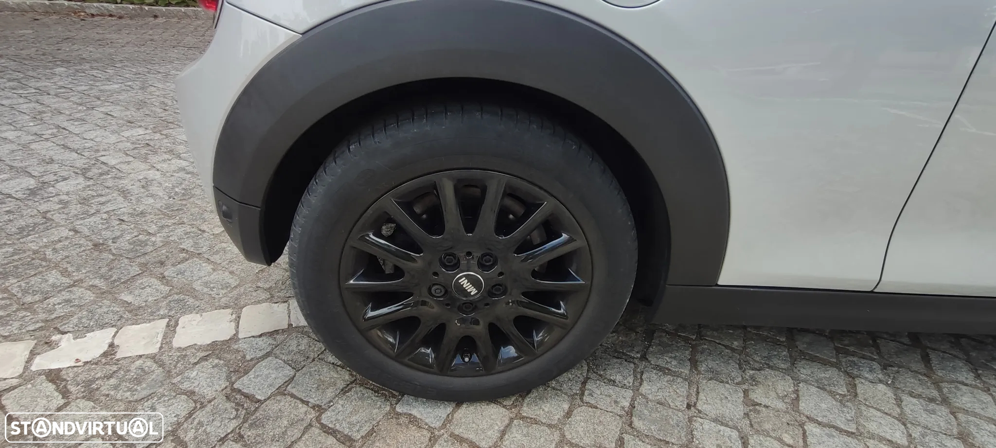 MINI 3 Portas Cooper Aut. JCW - 16