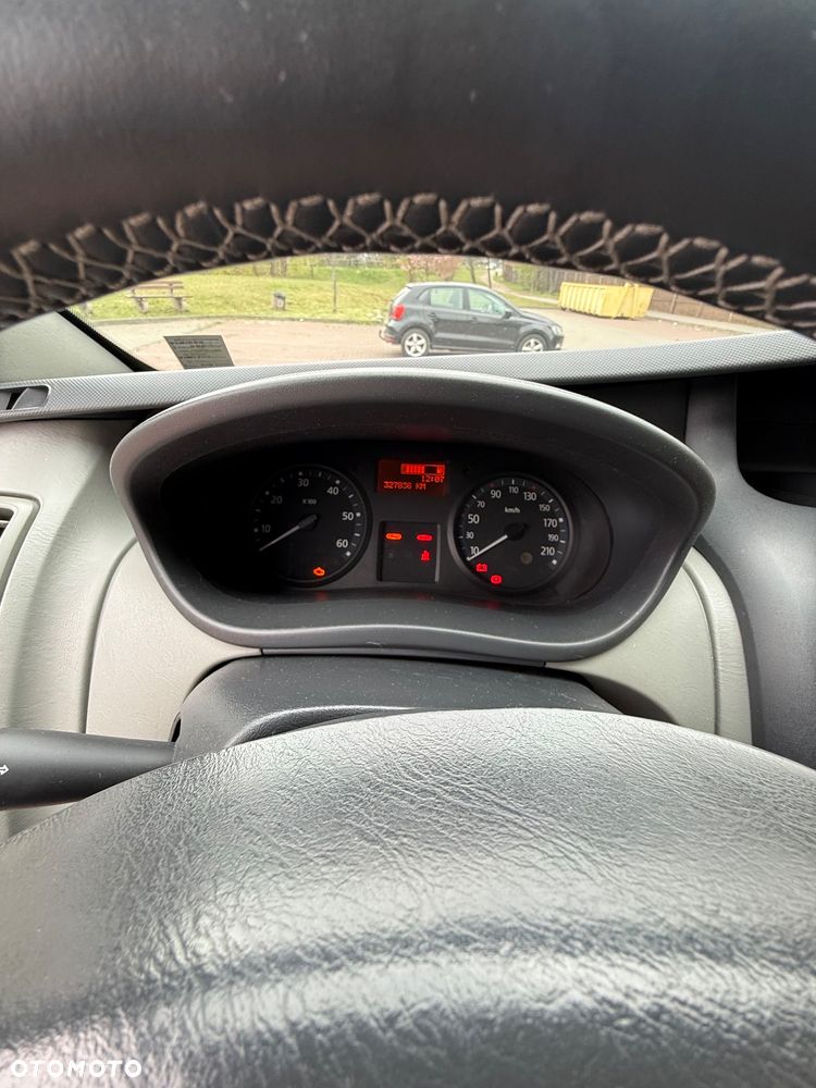 Renault Trafic 2 long - 11