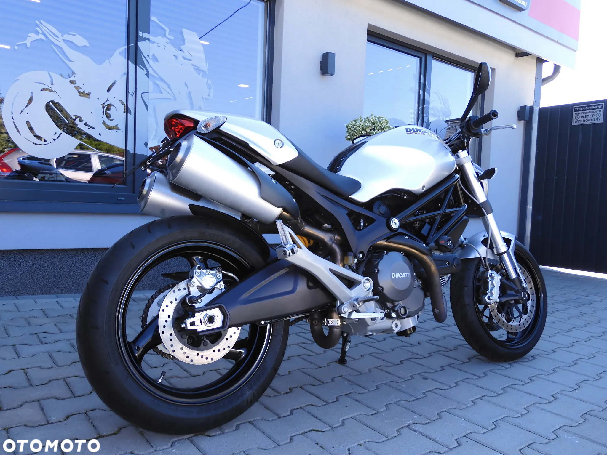 Ducati 696 - 16