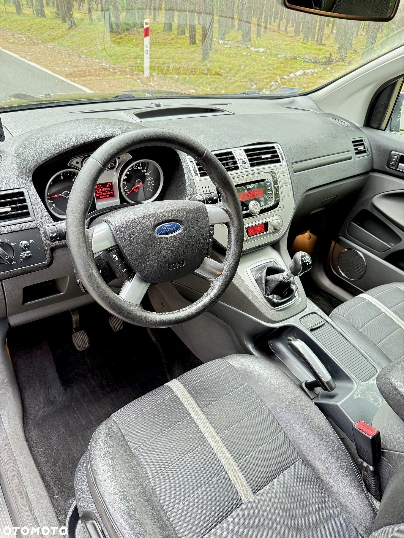 Ford Kuga 2.0 TDCi 4x4 Titanium - 13