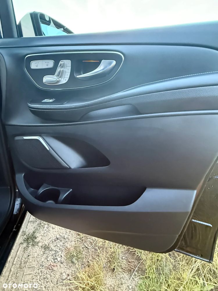 Mercedes-Benz Klasa V 250 (BlueTEC) d Avantgarde 7G-Tronic (d³ugi) - 17
