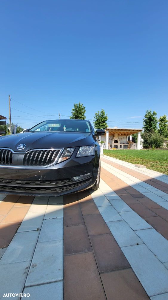 Skoda Octavia - 2