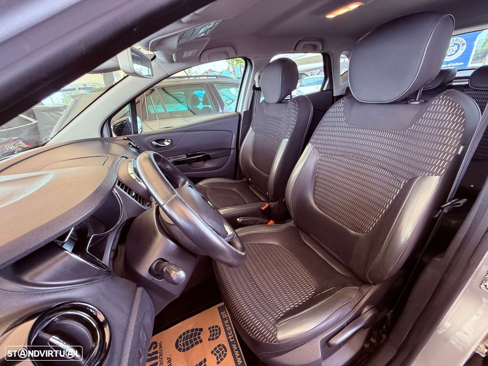 Renault Captur 1.2 TCe Exclusive EDC - 10