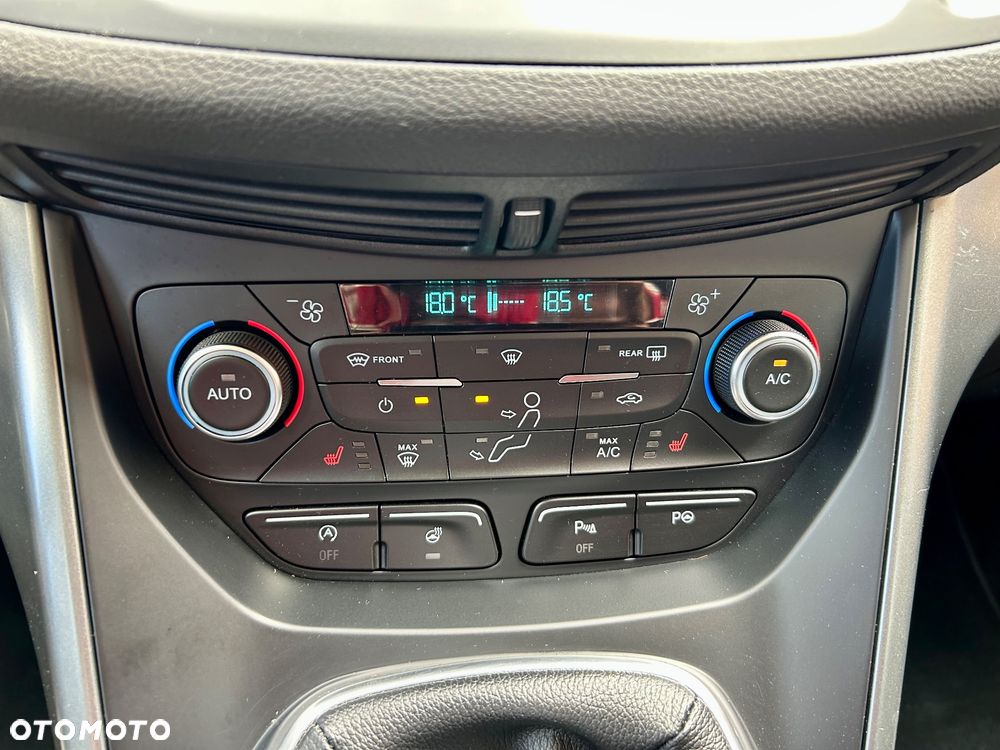 Ford Kuga - 27