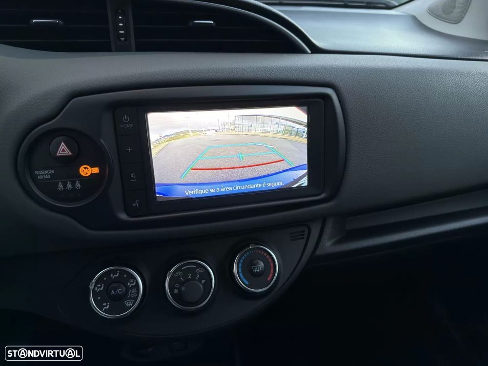 Toyota Yaris 1.0 VVT-i Exclusive - 14