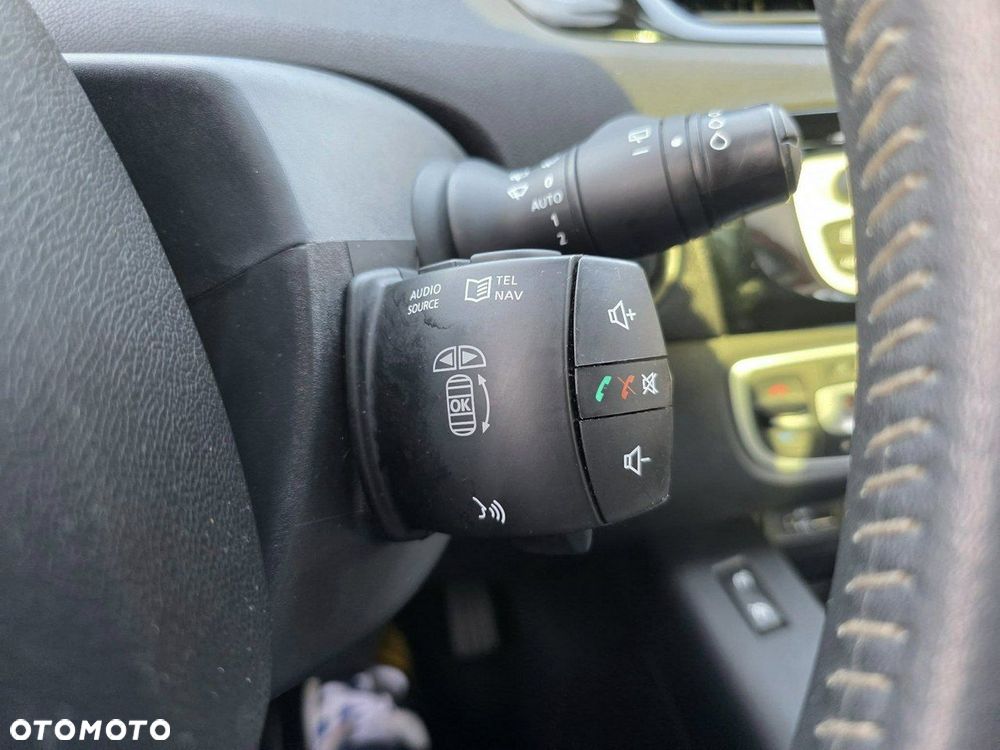 Renault Scenic 1.4 16V TCE Bose Edition - 16