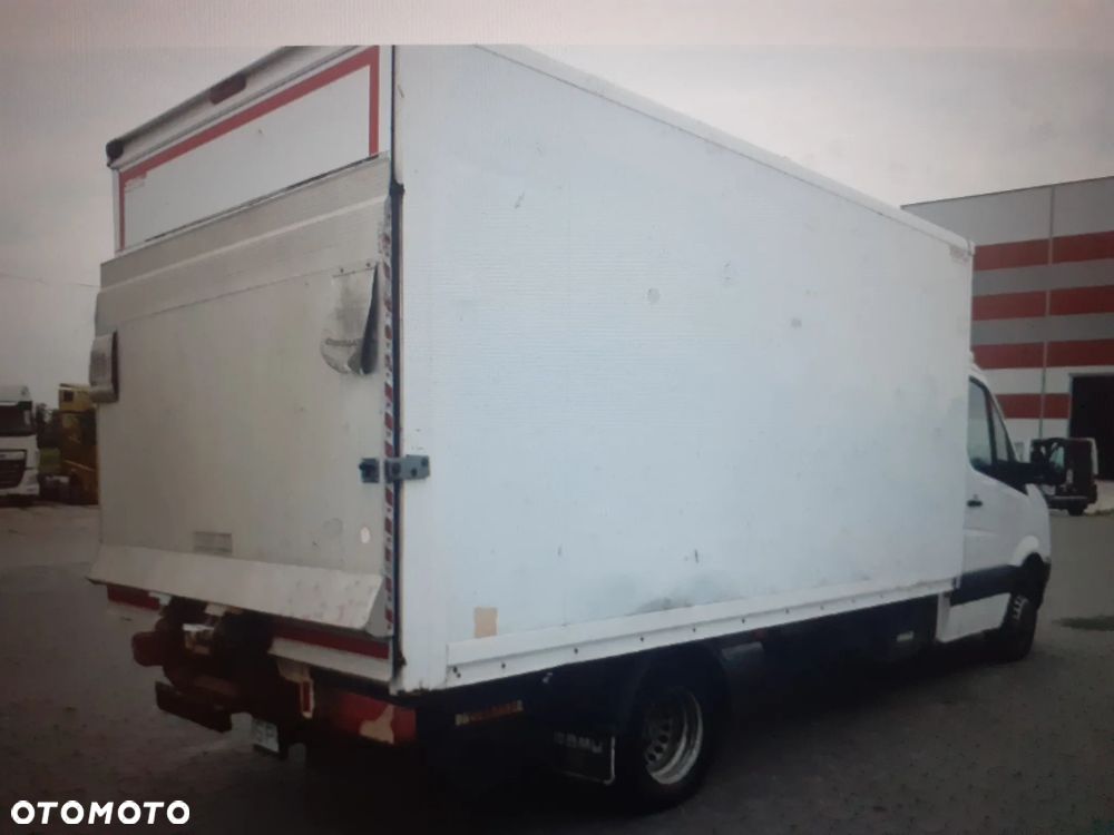 Volkswagen CRAFTER - 8
