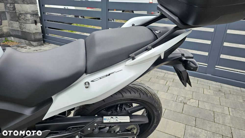 Honda CBF - 8