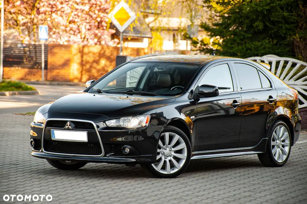 Mitsubishi Lancer 1.8 Instyle NAVI - 3