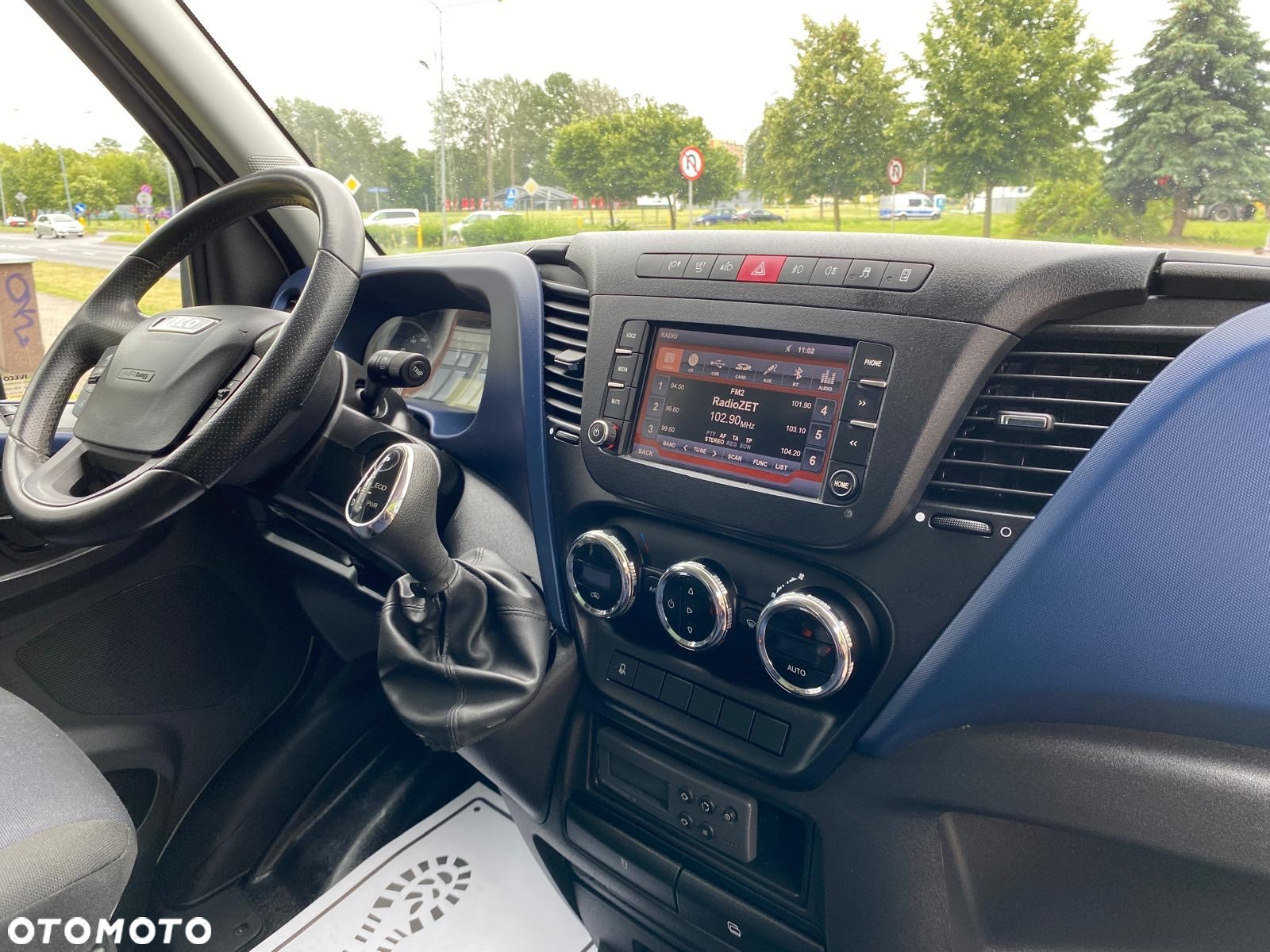 Iveco DAILY 36-160 HI-MATIC CHŁODNIA THERMO KING V300 WINDA ZEPRO - 38