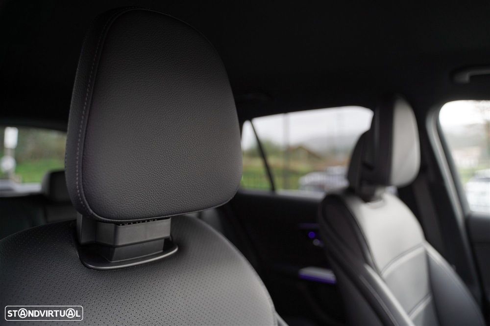 Mercedes-Benz GLC 300 de 4Matic - 37