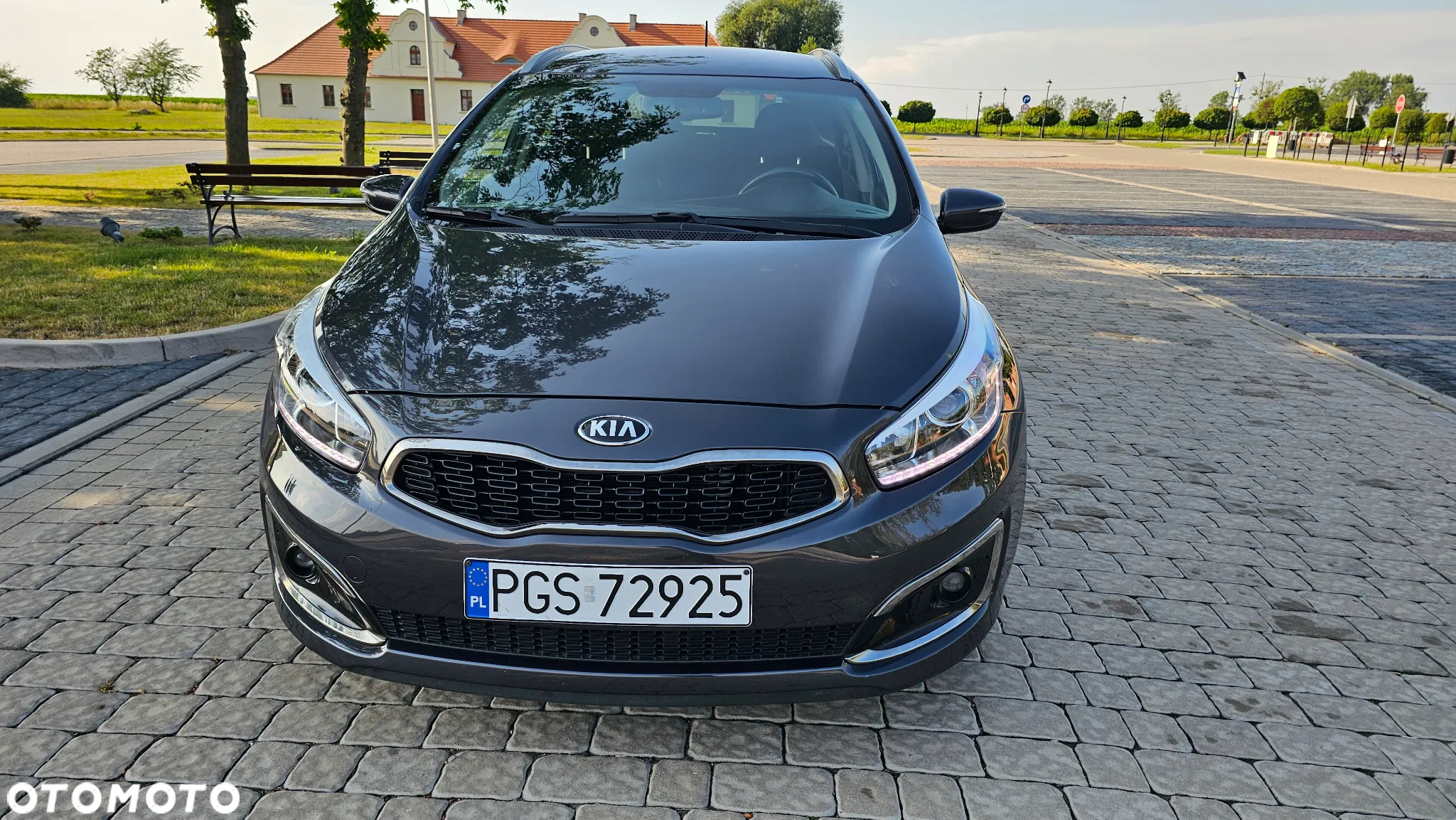Kia Ceed SW 1.6 CRDi DCT Platinum Edition - 3