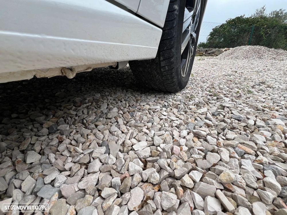 Peugeot 208 1.2 PureTech Allure EAT8 - 15