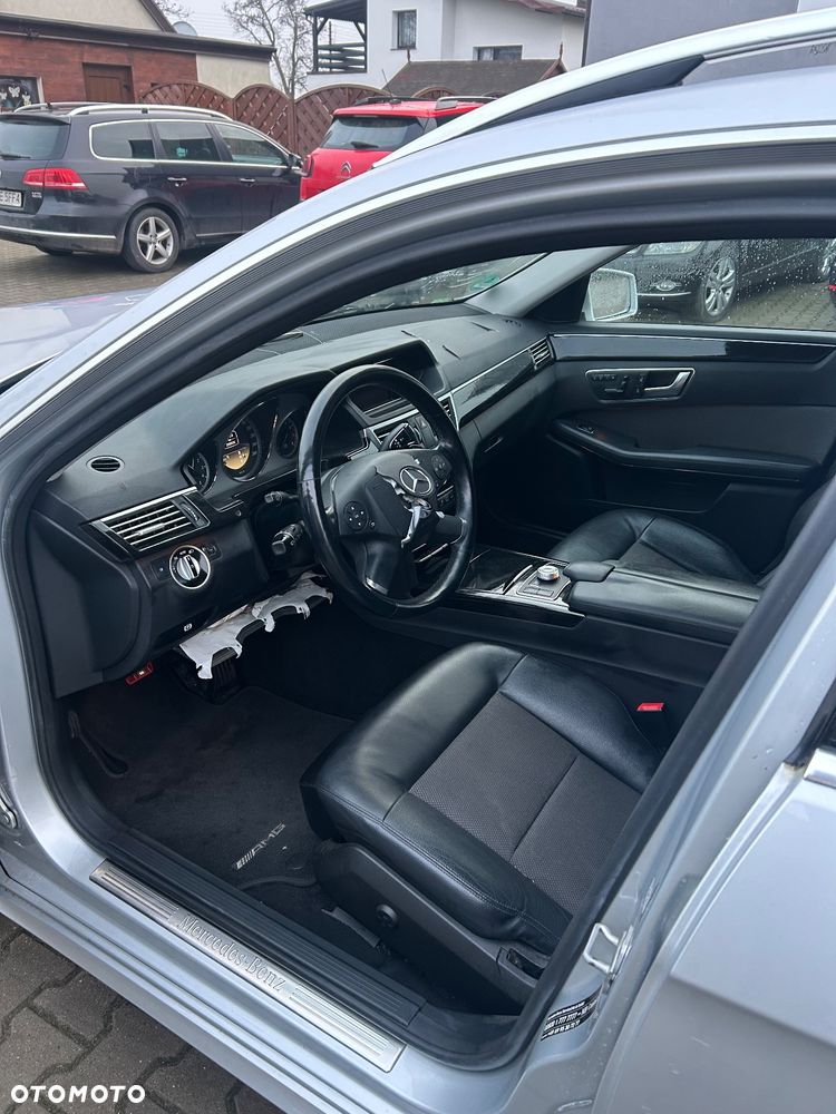 Mercedes-Benz Klasa E 250 CGI BlueEFFICIENCY Automatik Avantgarde - 8