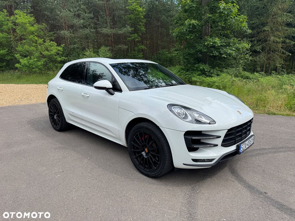 Porsche Macan Turbo - 2