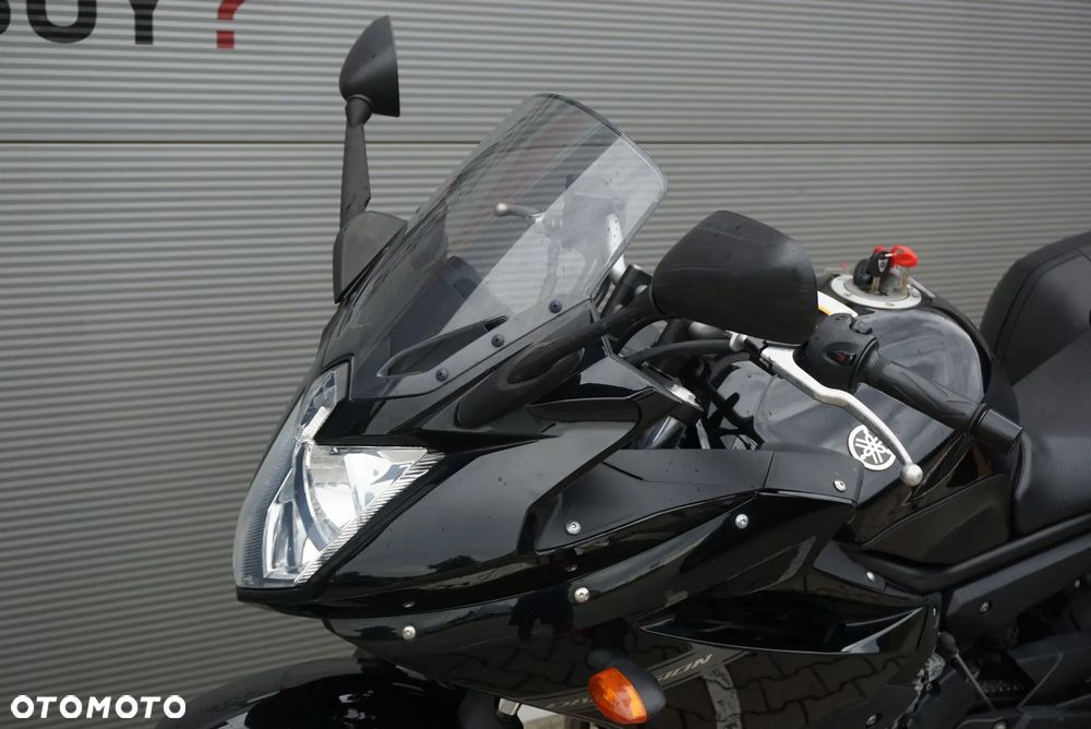 Yamaha XJ - 9
