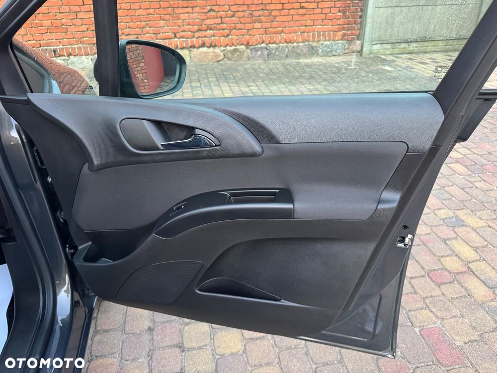 Opel Meriva 1.4 T Cosmo - 16
