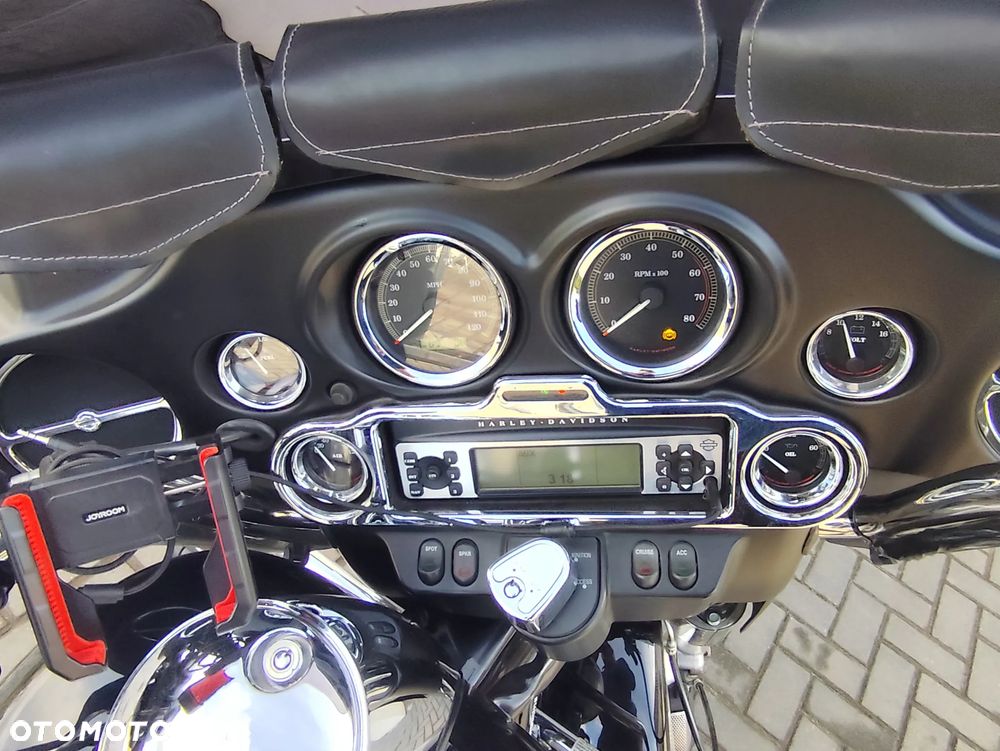 Harley-Davidson FLHTCU Ultra - 7