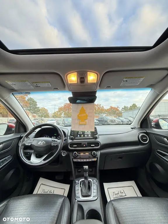 Hyundai Kona - 8