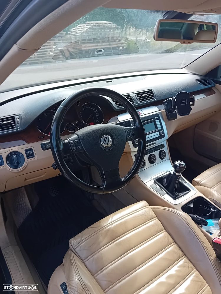 VW Passat 2.0 TDI Sportline - 7