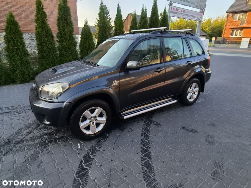 Toyota RAV4 - 6