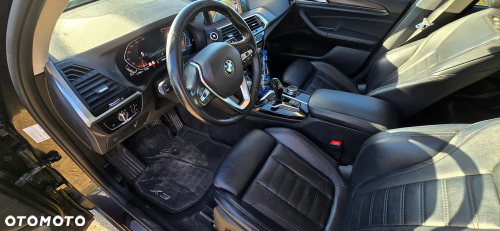 BMW X3 xDrive20d xLine - 10