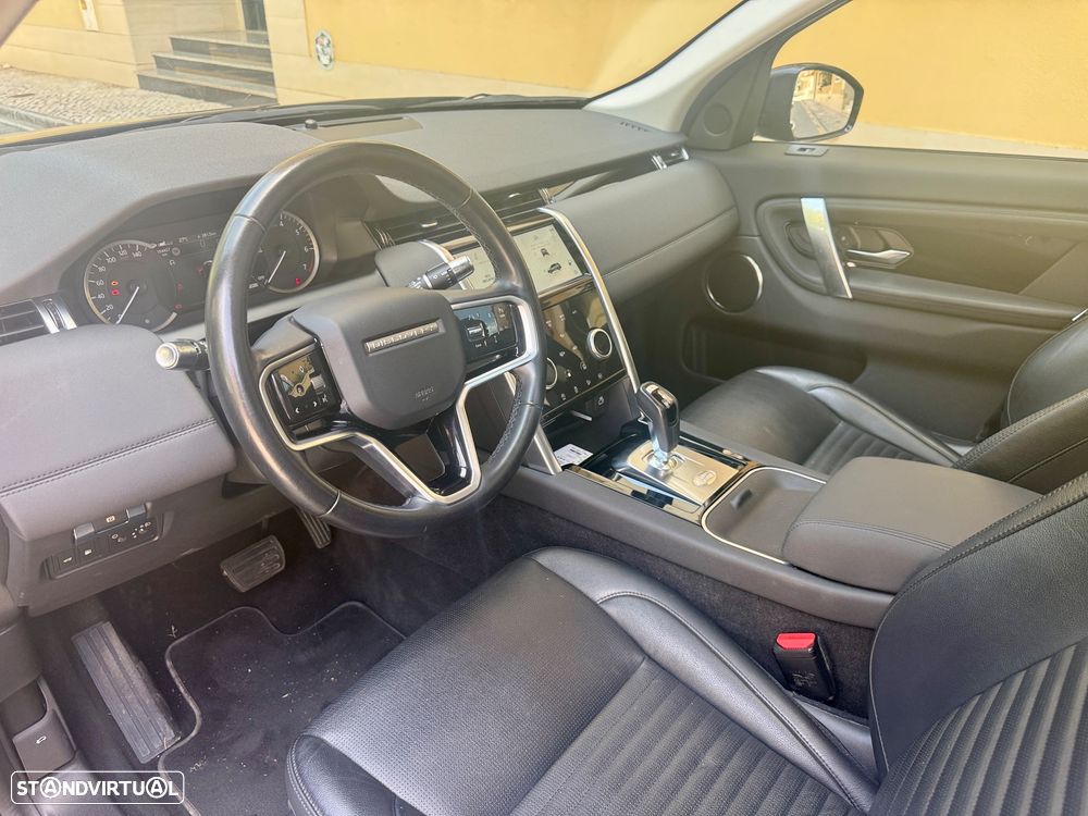 Land Rover Discovery Sport P300e - 13