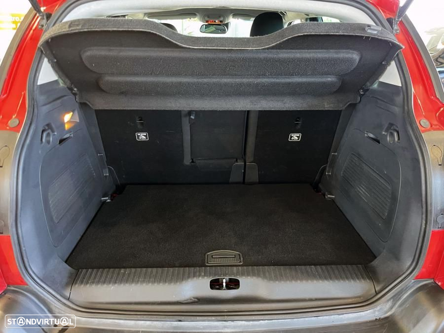 Citroën C3 Aircross 1.2 PureTech Shine Pack EAT6 - 26