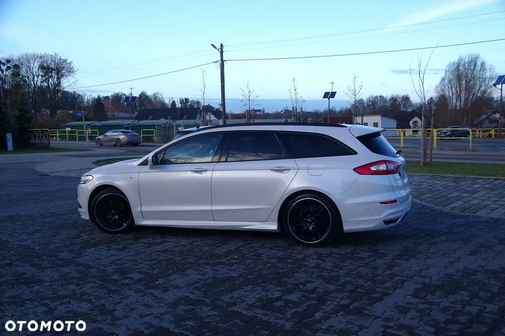 Ford Mondeo 2.0 TDCi Bi-Turbo ST-Line X PowerShift - 13