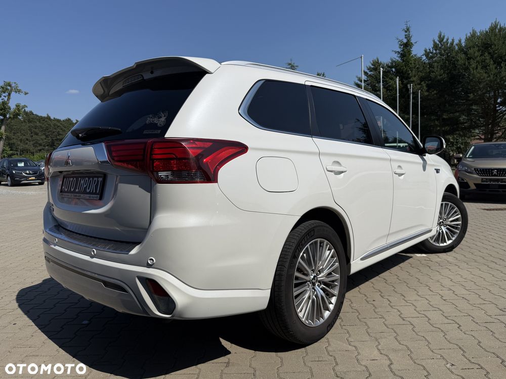 Mitsubishi Outlander 2.4 4WD Top - 7