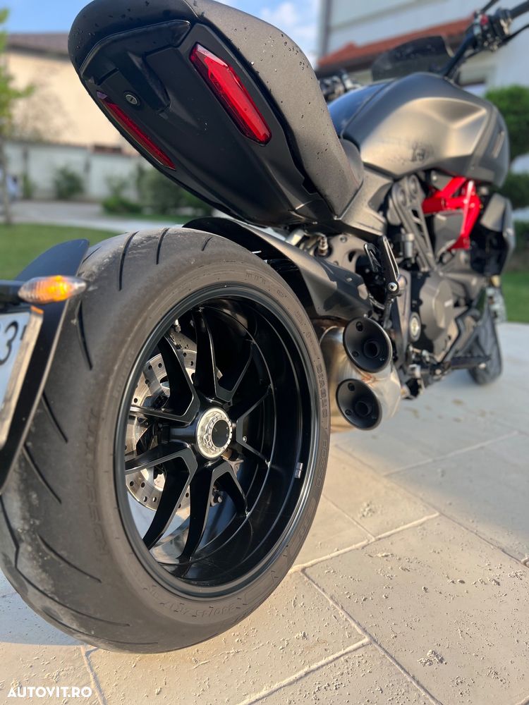 Ducati Diavel - 12