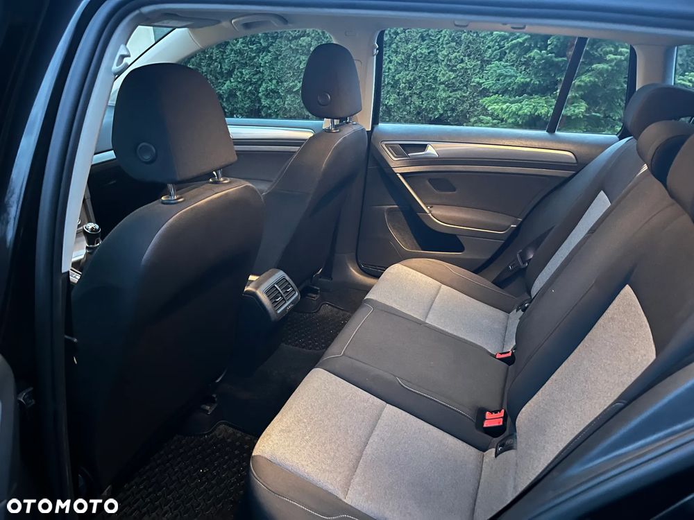 Volkswagen Golf 1.6 TDI BlueMotion Trendline - 11